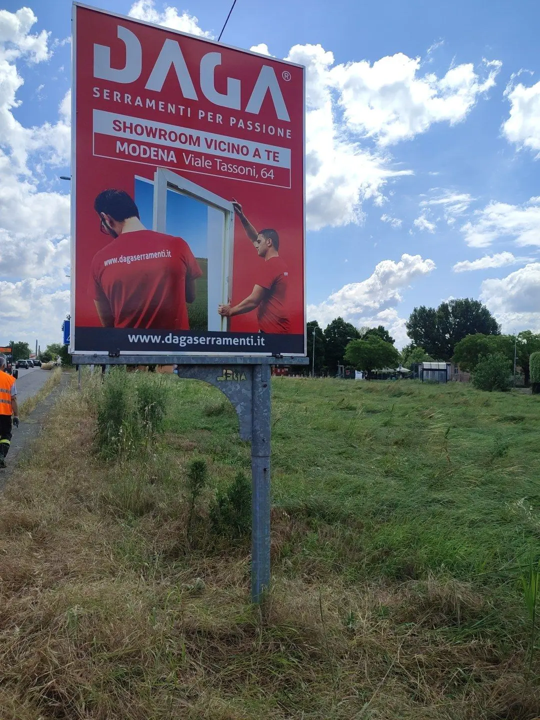 Cartello pubblicitario Daga Serramenti, Modena